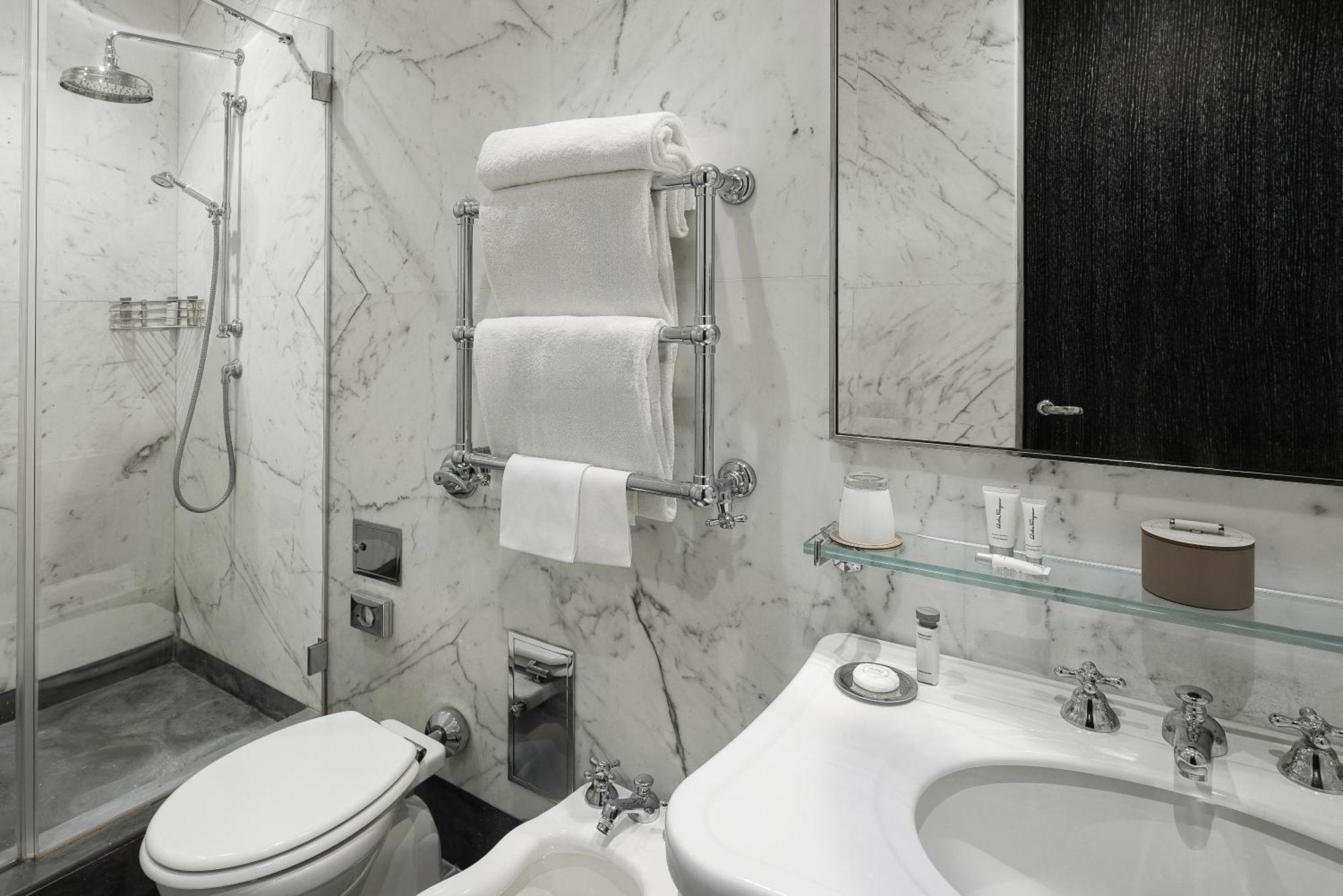Portrait - Lungarno Collection Aparthotel Roma